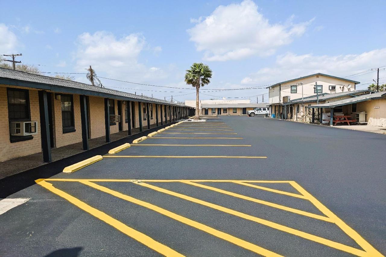 Economy Inn Kingsville Εξωτερικό φωτογραφία