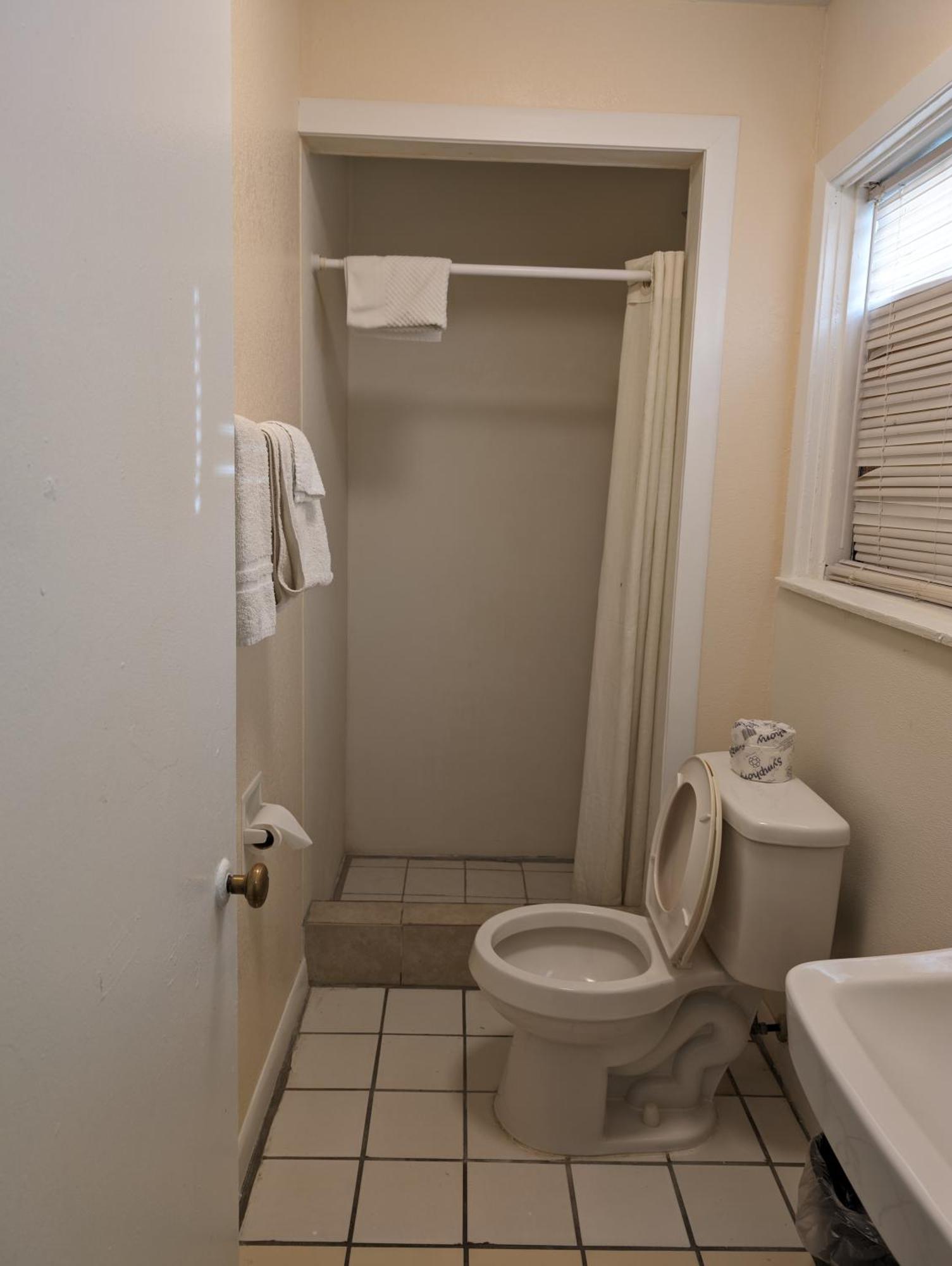 Economy Inn Kingsville Εξωτερικό φωτογραφία